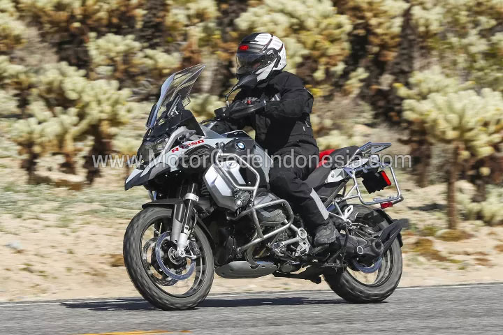 bmw r1250 gs jenis motor gede terbaik untuk touring