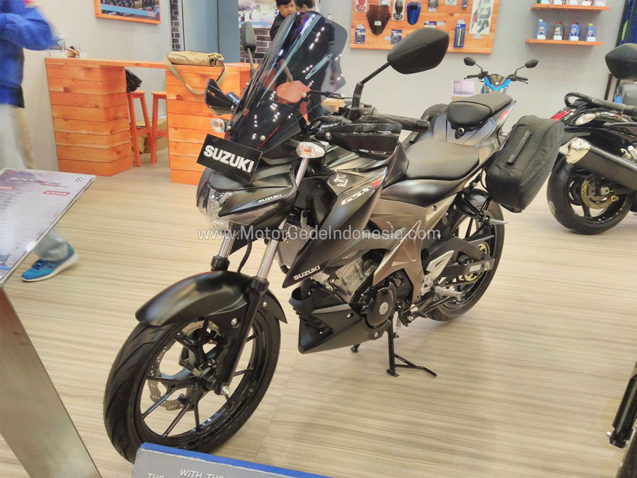 suzuki gsx s150 edisi touring jenis motor gede terbaik untuk touring