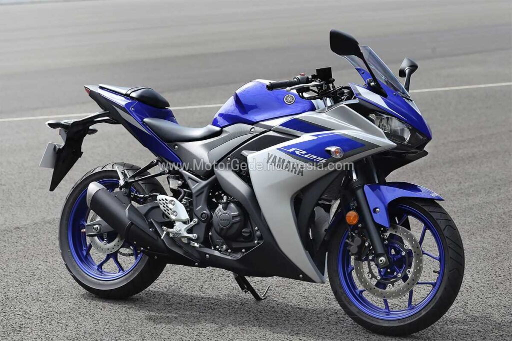 yamaha yzf-r25 dalam pembahasan apakah 400 cc termasuk moge