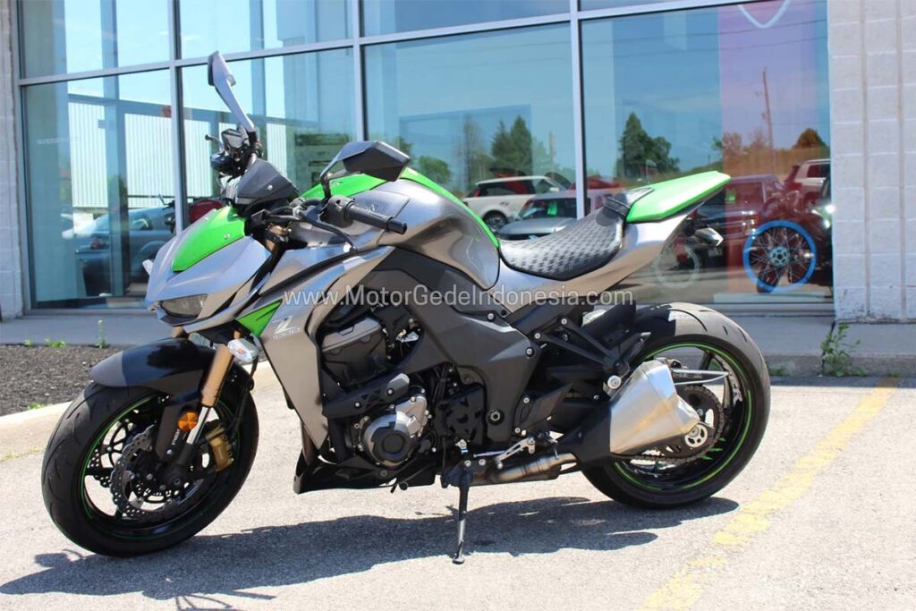 z1000 salah satu dari macam macam motor gede kawasaki