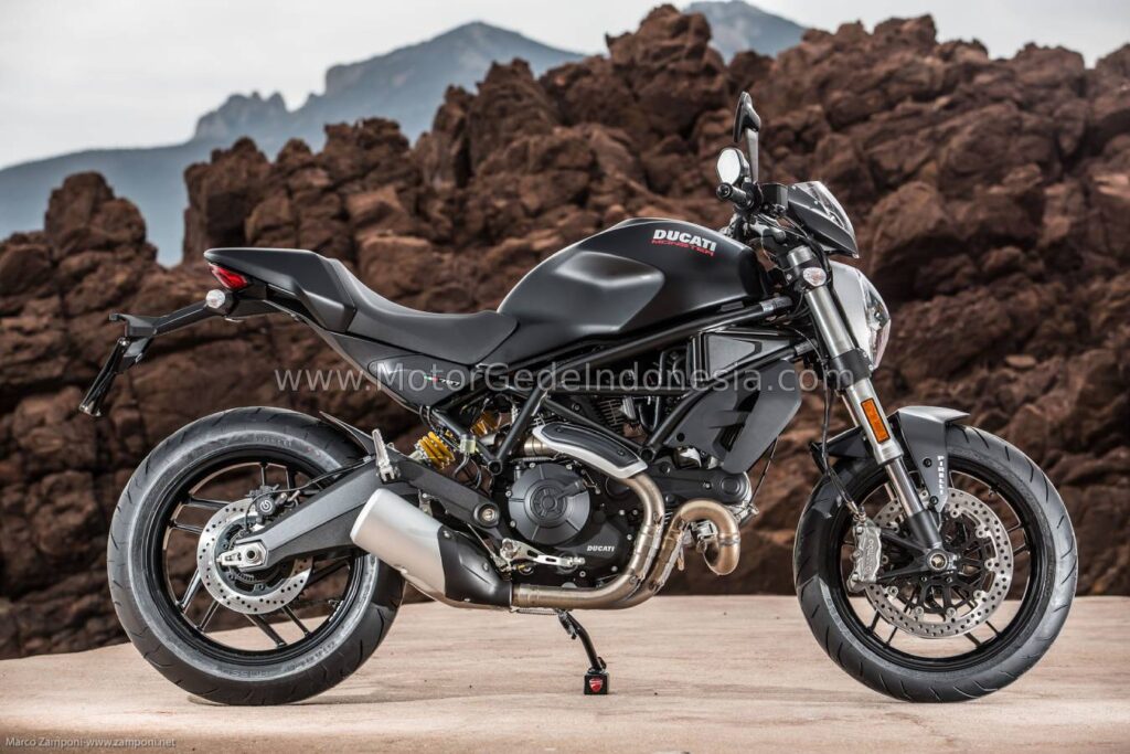 ducati monster 797 motor gede untuk orang pendek