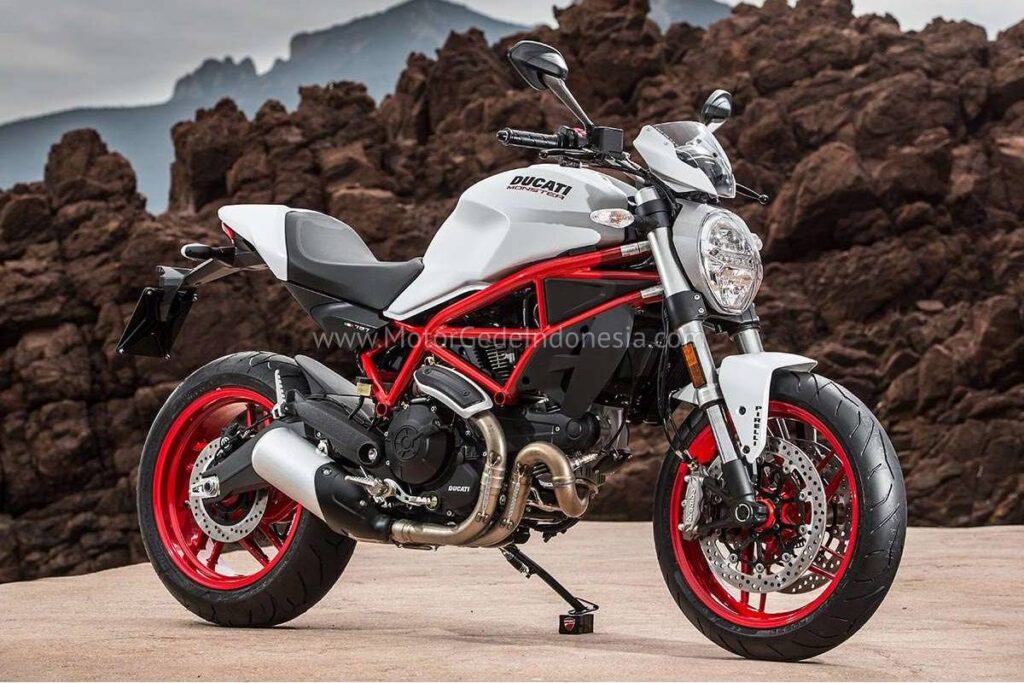 ducati monster 797 motor gede untuk tinggi badan 160