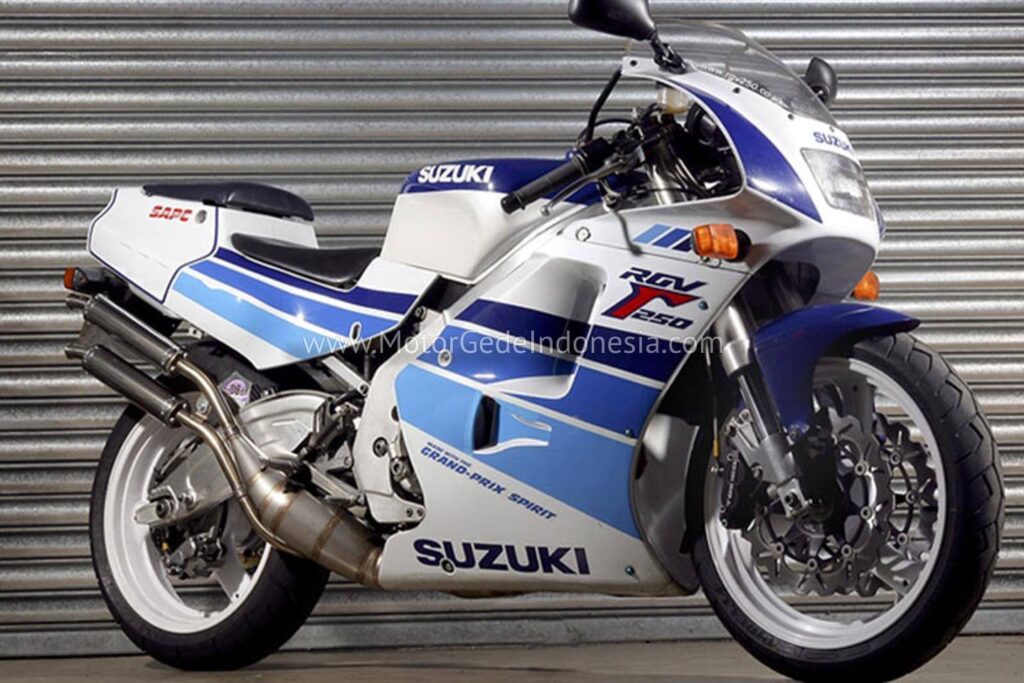 suzuki rgv250 dalam kriteria sepeda motor bisa disebut motor gede