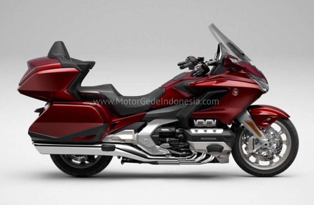 ulasan motor gede honda gold wing 1800 lengkap dengan harganya