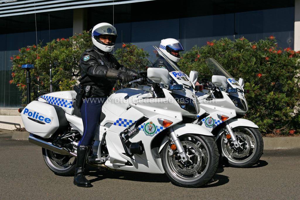 yamaha fjr1300 motor gede polisi