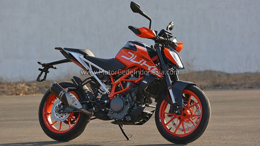 ktm duke 390 salah satu motor gede termurah di dunia