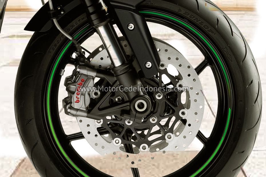 fitur pengereman motor gede kawasaki z1000