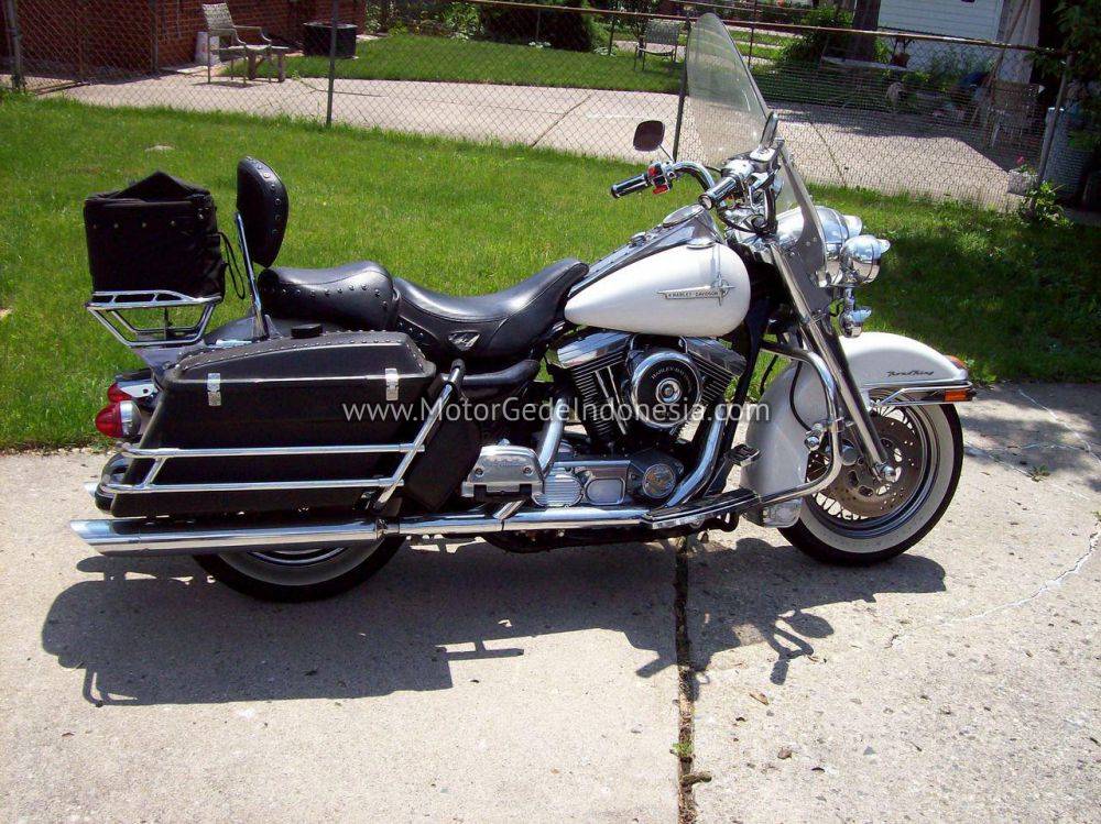 harley davidson road king police 1996 salah satu koleksi motor gede indro warkop