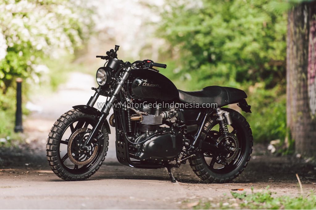 triumph bonneville se salah satu koleksi motor gede tora sudiro